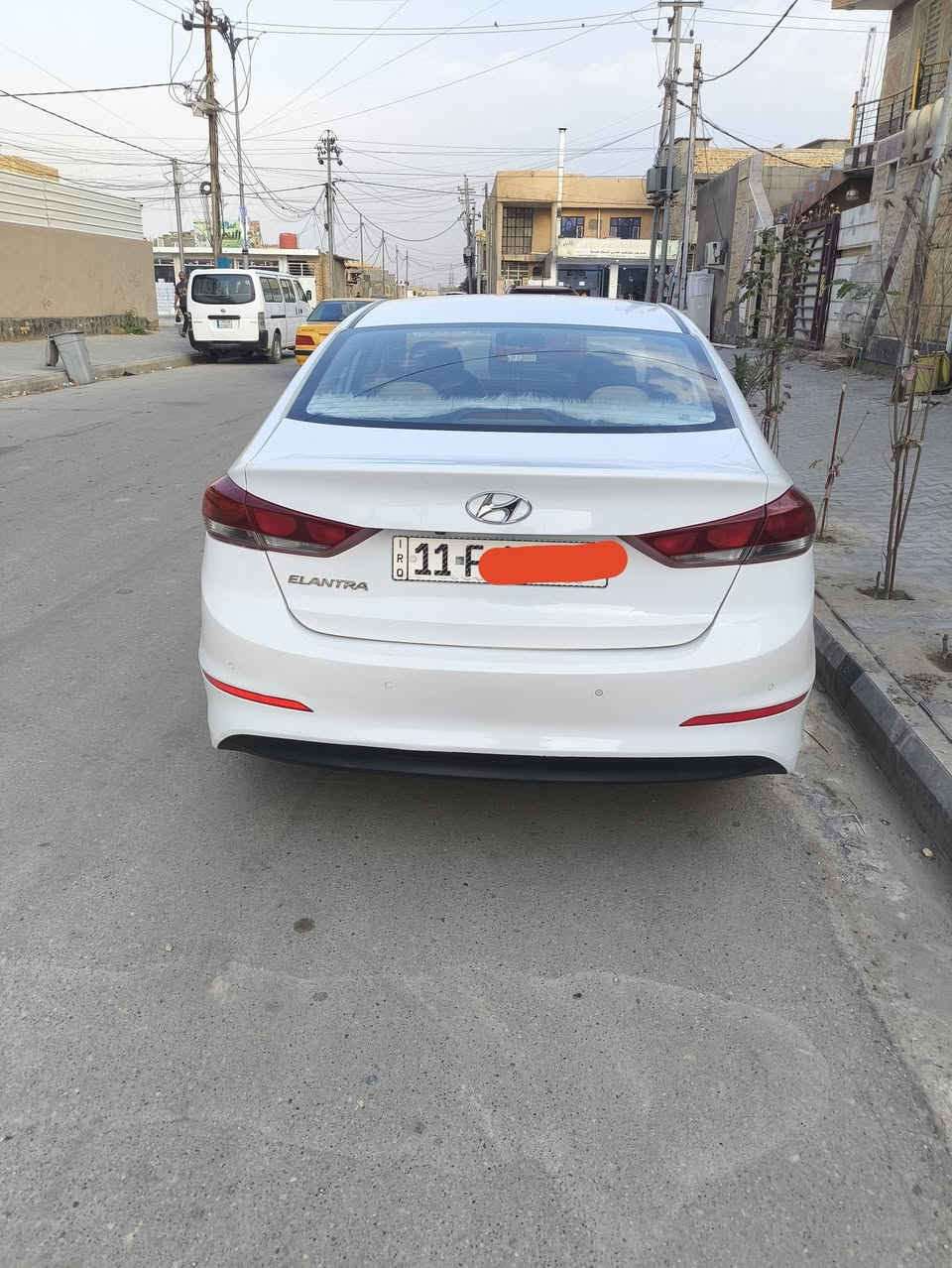 النترا ٢٠١٩ خليجي فئة سوبر محرك ٢٠٠٠ دوش المرغوب شرط تفول عادي وتطلع بدون دوانز فول مواصفات عدا البصمه مكفوله كفاله عامه عدا بارد بسيط كما موضح بالسهم فوق غبق البنزين وبعض الخدوش البسيطه مكينه وكير بلادي شرط مامفتوح برغي تبريد ثلج حداديه جديده ماشيه ١٦٧ الف رقم بغداد دولي لنهاية ٢٠٢٨ مكاني مركز مدينة الكوت السعر ١٦٧ قابل للتفاوض تلفون***********.    .
