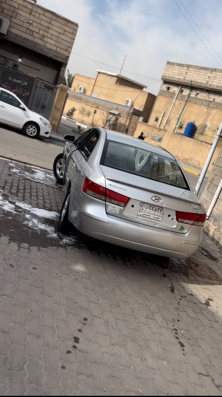 يا الله السلام عليكم سوناته ألفين وعشره سياره جاهزه وحلوه للبيع مكينه كير حداديه تبريد كله جاهز سياره وارد كوري والكوري مامكفول كشنات جلد مكان بصره الزبير السعر 108 وبيه مجال قليل لمو شراي لا يتصل ولا يكسر بحلال والوادم وشرط التحويل 💁.***********
