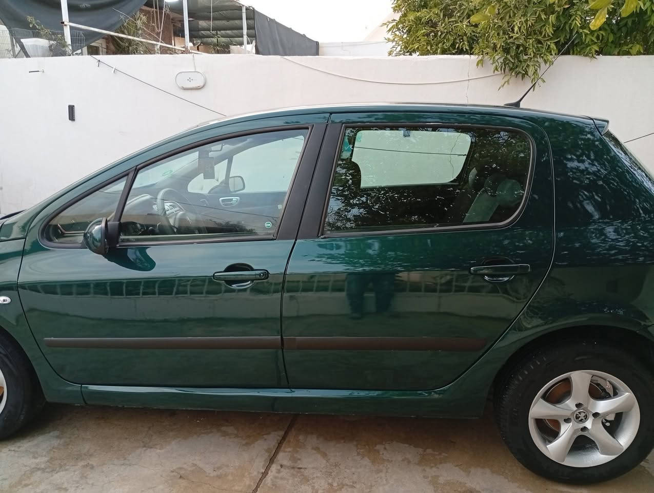 بيجو 307موديل رقم كركوك مشروع وطني 
سنويه جديد لحد2030 رقم لماني تبريد ثلج 
گیر محرك بشرط مصبوغ عام لجماليه 
تايرات جديد 
سعر 52 
***********
