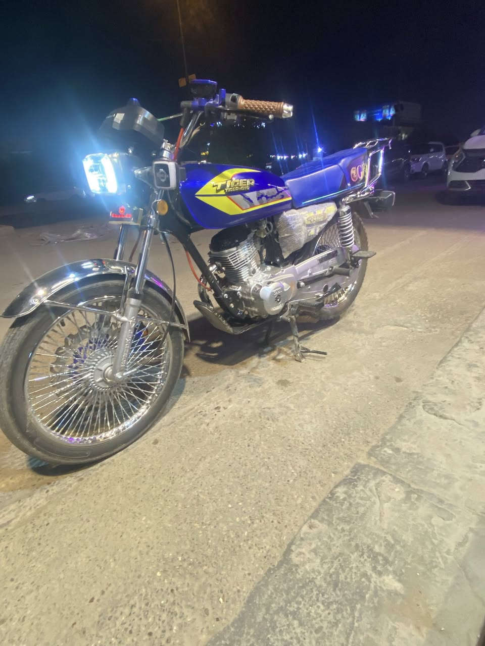 السلام عليكم دراجه تايكر iHONZDAللبيع موديل 2025 أوراق اصولي السعر٨٠٠بيهه مجال بسيط حي العامل الملحانيه


**إذا كنت صاحب هذا الإعلان وتريد حذفه لأي سبب، رجاءا أرسل رسالة إلى الدعم الفني**