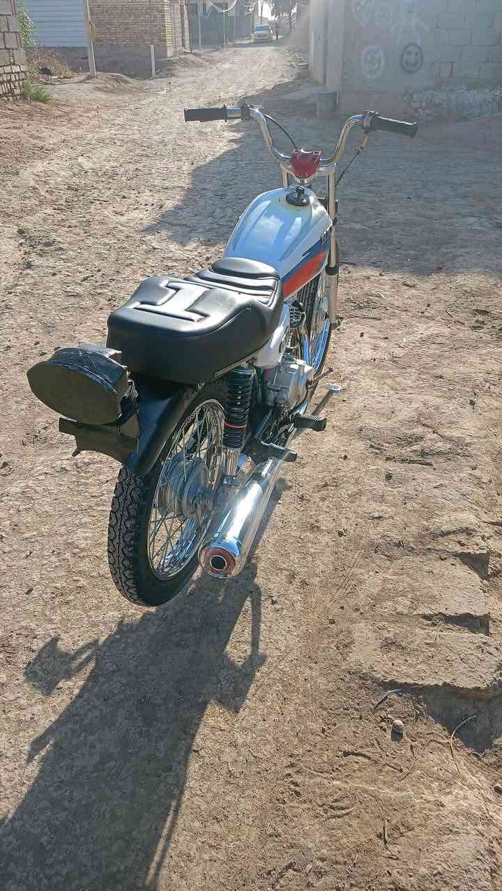 السلام عليكم دراجه للبيع نامه تعمير محرك 2023 رقم الهاتف *********** الموشراي لا يخابر السعر خاص مكان  القاسم
