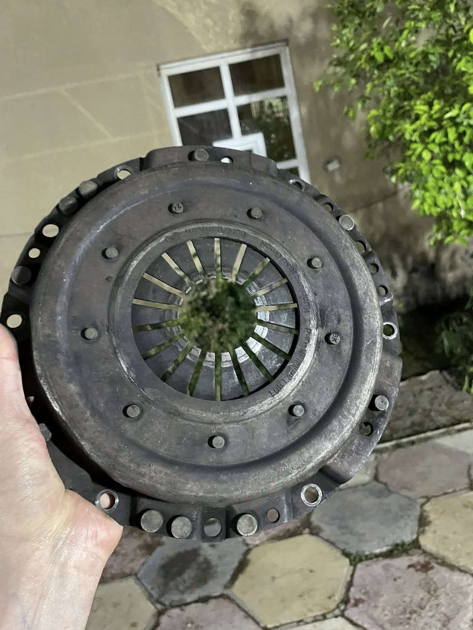 السلام عليكم گير چاترك ورقم موضح كدامكم جان مشدود على مگينه18قايش بيه صوت بالمشي بالنمره الثالثه ولرابعه وانطيك وياه بولبرن و عينه ولصينيه مدگوگه
وعندي بگلايت جهة السكن
قيمهن وبيك خير وتدلل مكاني واسط قضاء الصويرة
***********
