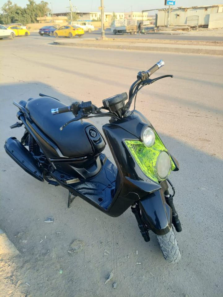 جبلي
نقص شوته. مكينه متنسمع جيب شوته وشوف صوتها 
مصبوغه دوس  
تجي تشوف مستعجل 
‏٦٠٠ بيها مجال بغداد مدينه 
***********
