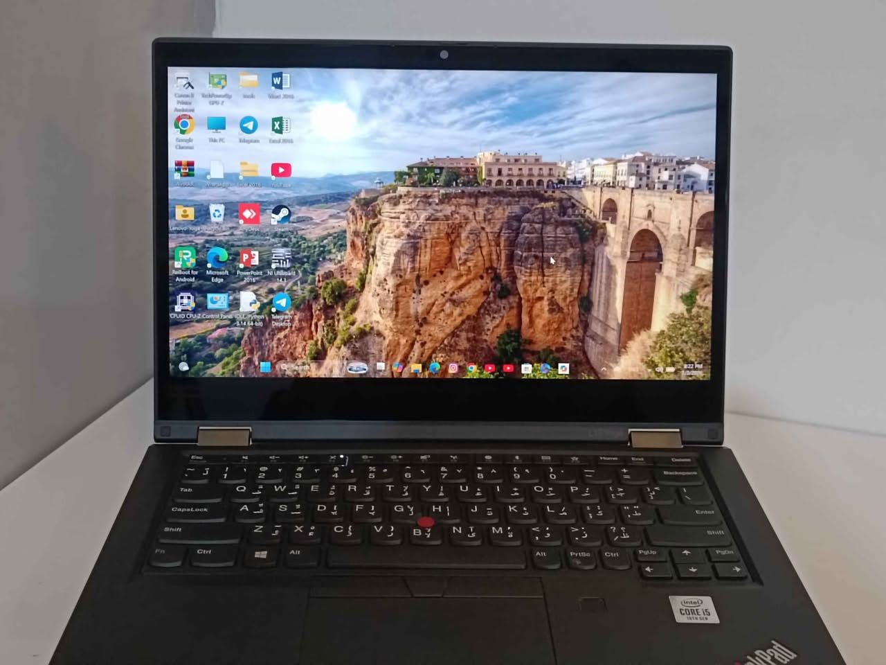 السلام عليكم لابتوب للبيع استخدام كلش قليل شخصي 
LENOVO YOGA L 13 
  الجيل العاشر ويندوز 11 اصلي 
فول سلم  فول نحافة 
لمس قلم واصبع 
حجم الشاشة 13.3 فول اتش دي FHD
معالج Core 5iكور اي  5i جيل  10 
رام  16 كيكا   DDR4
هارد SSD 256G 
كرت شاشة راخلي انتل 8 كيكا 
منفذ يو اس بي 3 عدد 2 
منفذ تايب سي 2 + ثندر بولت
منفذ HDMI 
منفذ SD CARD 
كاميرا اتش دي 
كيبورد عربي انجليزي 
بصمة اصبع 10 
بطارية ليثيوم 
الرام يتطور 
قلاب 180 درجه يعني يصير شكل الايباد 
يدعم ذكاء اصطناعي حتى ع نوافذ التبويب 
 
وياه جنطة وماوس هدية 

 يشغل برامج هندسية  اوتوكاد برامج تصفح برامج تواصل كلشي يشغل 
لابتوب نظيف كلش يخبل استخدام كلش قليل
يفيد الطلاب او مهندسين او مصممين  يتحمل كل البرامج 

مكاني بصرة بالجنينة بشارع المصلحه 

السعر 450 

رقمي***********-
0️⃣7️⃣7️⃣1️⃣5️⃣5️⃣6️⃣9️⃣0️⃣3️⃣9️⃣ البصرة, العراق

