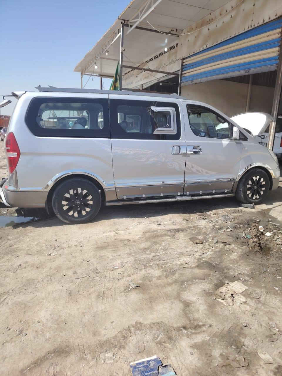 السلام عليكم ستاركس للبيع موديل 2010مكينه مسكر 12 سبلاين السياره جاهز من كلشي مكينه وكير خير من الله السياره مكفوله كفاله عامه تدفه تبريد شغال مكان السياره بغداد النهروان السعر 150 وبيه مجال رقم الهاتف ***********
