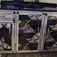 للبيع • خزائن