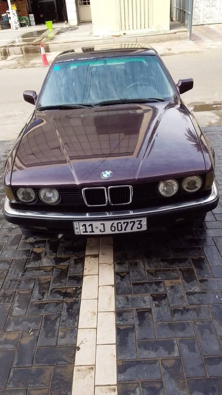 بي ام دبليو (1992) BMW 735 🖤🔥

📆 سنوية باسمي تحويل ثاني يوم 
🔧 كير ومحرك وأكسل مكفولة
❄️ تبريد ثلج
🛠️ صدر أمامي وخلفي نظيف
⚡ كهربائيات شغالة بالكامل
🔋 باتري جديد
🌙 سلايت طكتين
🪑 غرفة جلد جديدة
💺 كشنات كهربائية
🧰 دبل جكمجه
🛞 تخم تاير جديد
📄 تحويل ثاني يوم
🔊 جهاز إنذار 7 نغمات
🔐 سنتر لوك 

::: السـعـر ::: 55 وبيها مجال قليل 
مكان تواجد السيارة: بغداد - اليوسفية
رقم صاحب السيارة: ***********

#BMW
#BMW735
#BMW_كلاسيك
#BMW_قديم
#BMW_1992
