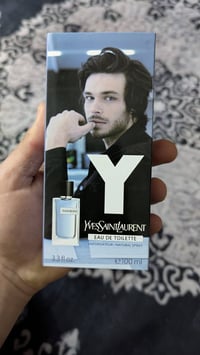 مكياج • مستحضرات تجميل • للبيع