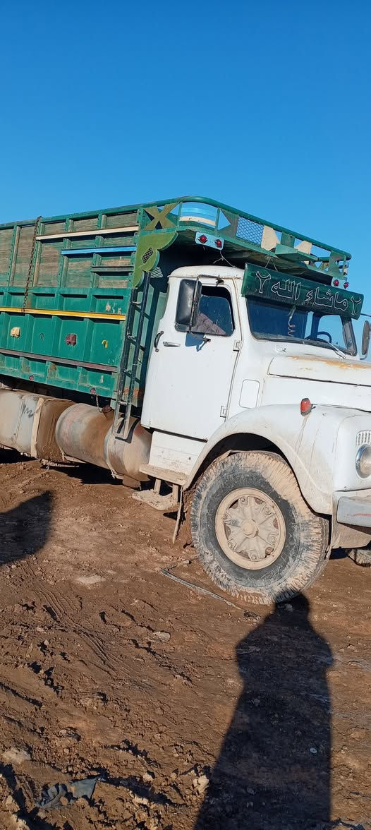 السلام وعليكم سكانيا رقم سليمانيه انكليزي كلها شرط سعر. 18 ***********
