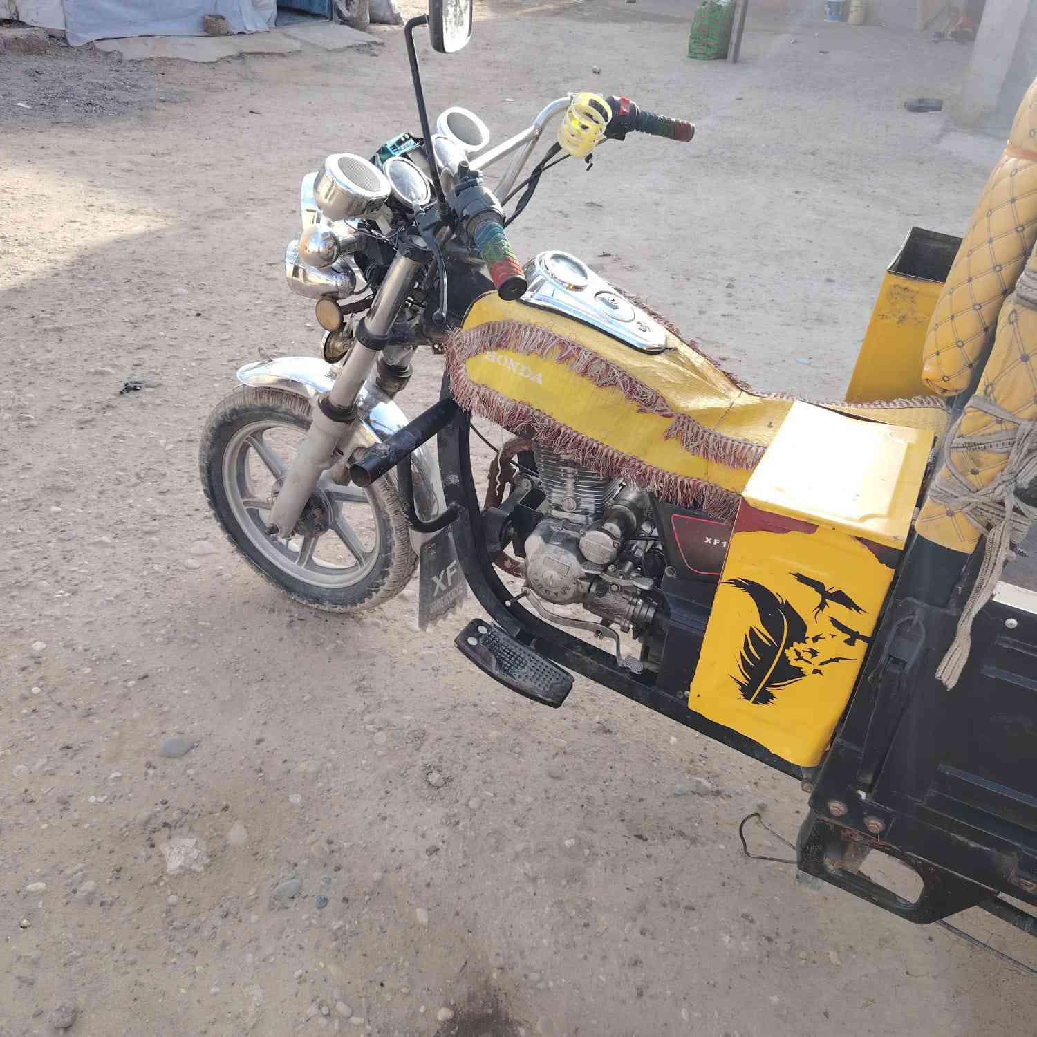 السلام وعليكم توجد ستوته للبيع موديل 2020 بيه منفيس بليته ستوته مال شغل المكان تكريت الزهور سعر 850 بيه مجال حك الجيه ‏‪***********‬‏
