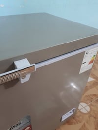 مجمدة • ١٤ قدم • حالة ممتازة