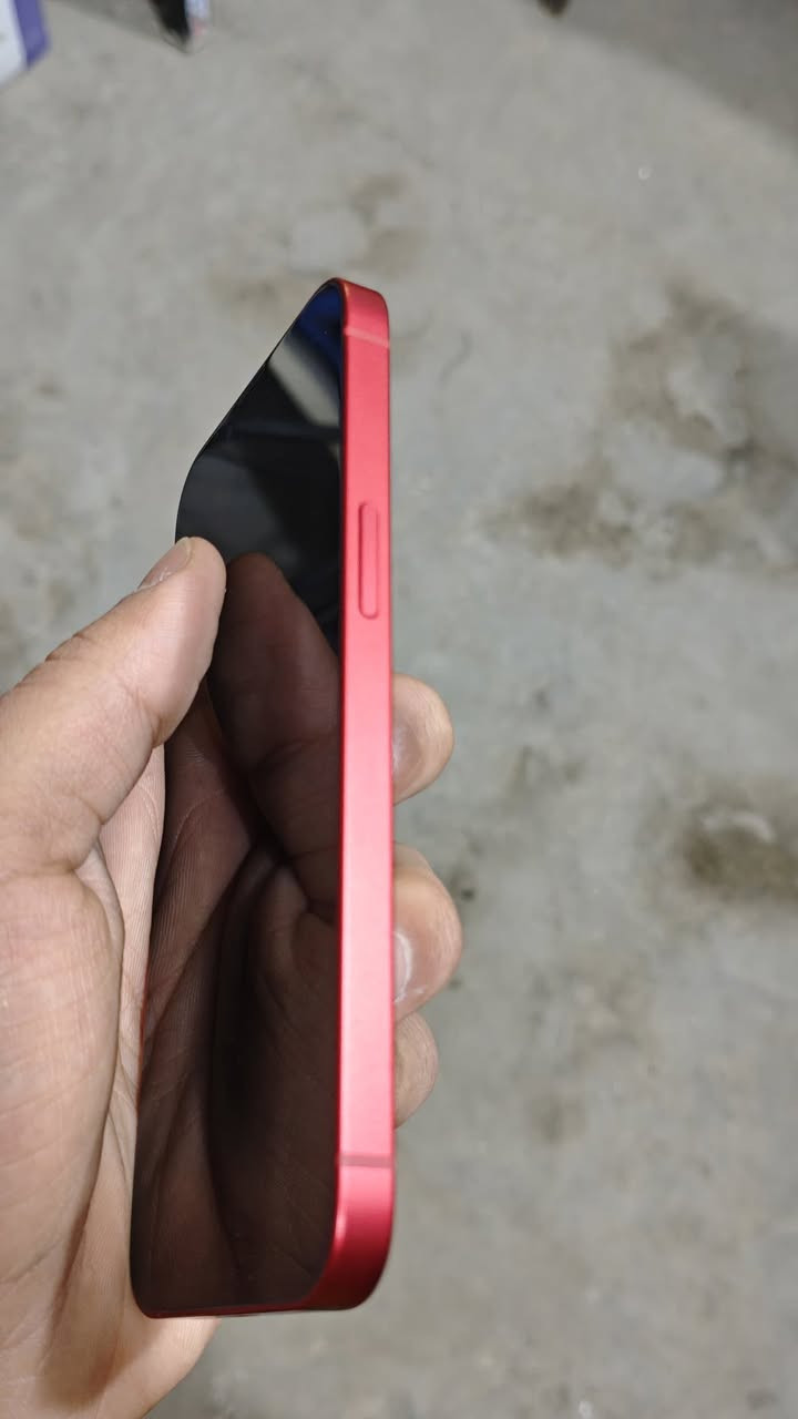 السلام عليكم ايفون 13 عادي ذاكره 128 بطاريه 95 شرط مامرفوعه الجهاز مكفول من الزلغ بلكارتون ضمانه بشهر 11 انتهى السعر 450 وبي مجال لشراي يرهم مراوس مكاني ناصريه مدينه الصدر ***********
