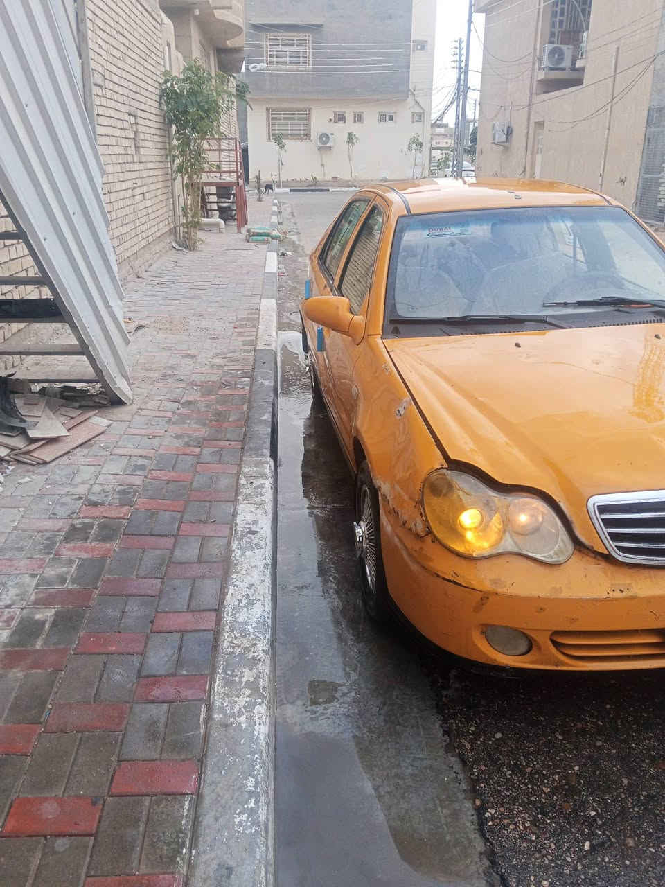 للبيع سي كي مديل2013 رقم واسط صدامي كير محرك  مكفولات حداديه جديده تخم تاير السعر9 بيه مجال مكاني كربلاء ***********
