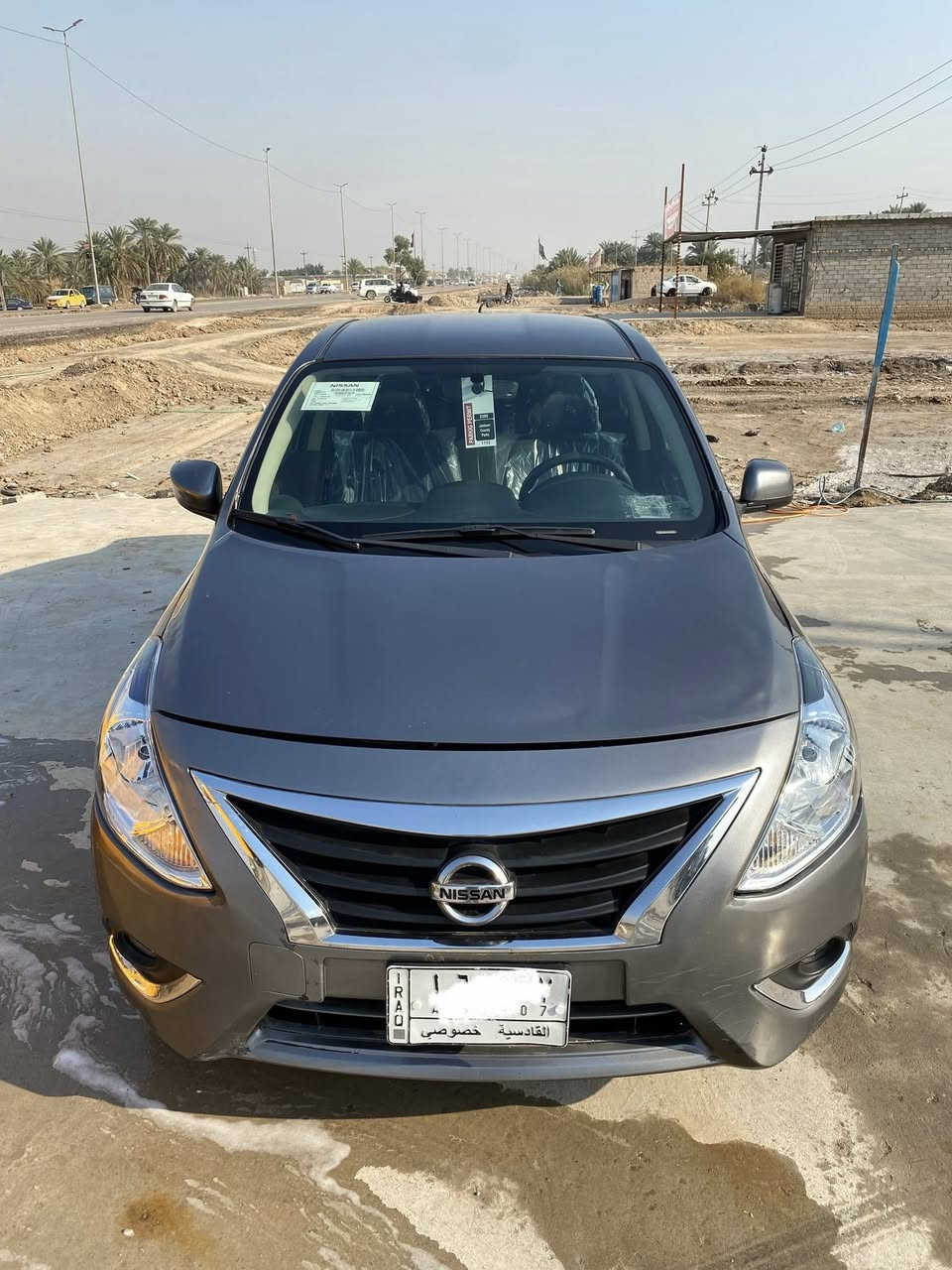سلام عليكم نيسان فيرسا 2018 حره سنويةمجدده
ضررها فقط باب وجاملغ بدون دواخل وبدون ايرباك
باقي السيارة مكفولة كفاله عامه ماشية 75 
مكينة وكير على وضع الشركة تبريد ثلج ❄️ 
السعر 85 
استفسار :***********
