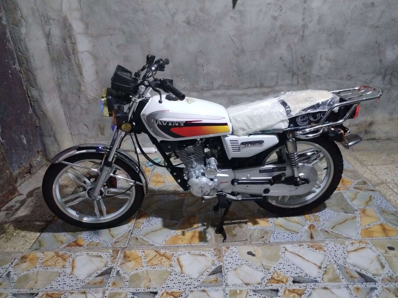 دراجه سيفان 5كير محرك 150دراجه جديده بمعنه الكلمه اصوليه موسكنر وكيله لعارضي مديل 23طالعه بل 25 كله شغاله علفحص مكاني حي ميسان شراي يجي خاص اويتصل 825
***********
