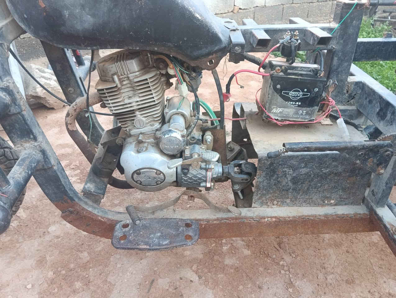 سلام عليكم عندي ستوات يلبيع كلشي شغال بس كلك المكان النجف مشخاب رقم الهاتف *********** السعر 350 بيه مجال
