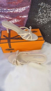 السعر 15 الف اي استفسار خاص  او اتصال  07731222149