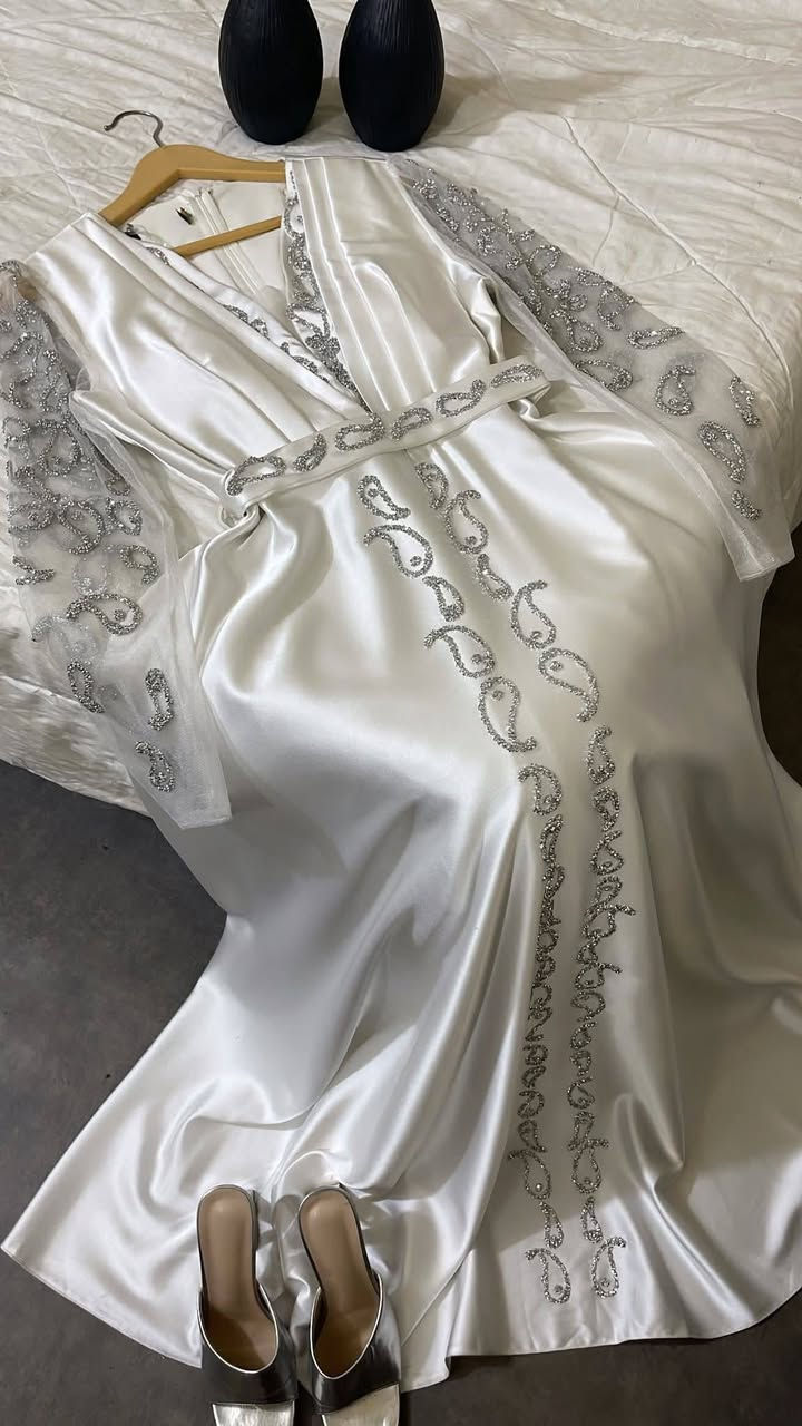 عروض مخازن الخليج باله شليف كويتي درجه اولى عبايه ودراعه  فساتين  مخاوير الوزن 20ك العدد 25
السعر 200 والتوصيل مجاني


**إذا كنت صاحب هذا الإعلان وتريد حذفه لأي سبب، رجاءا أرسل رسالة إلى الدعم الفني**