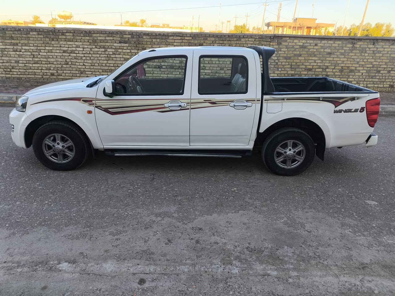 سلام عليكم كريت ويل 2020 رقم واصط سعر 115 وبيهء مجال مكان ميسان
***********
