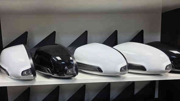 يتوفر مرايات كونا جميع المديلات هاتف ***********
