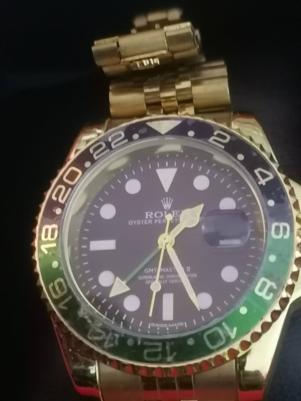 السلام عليكم 
متوفر ساعات من DHL اوربيه ثقيلة غير تجاريه... باسعار مناسبه


**إذا كنت صاحب هذا الإعلان وتريد حذفه لأي سبب، رجاءا أرسل رسالة إلى الدعم الفني**