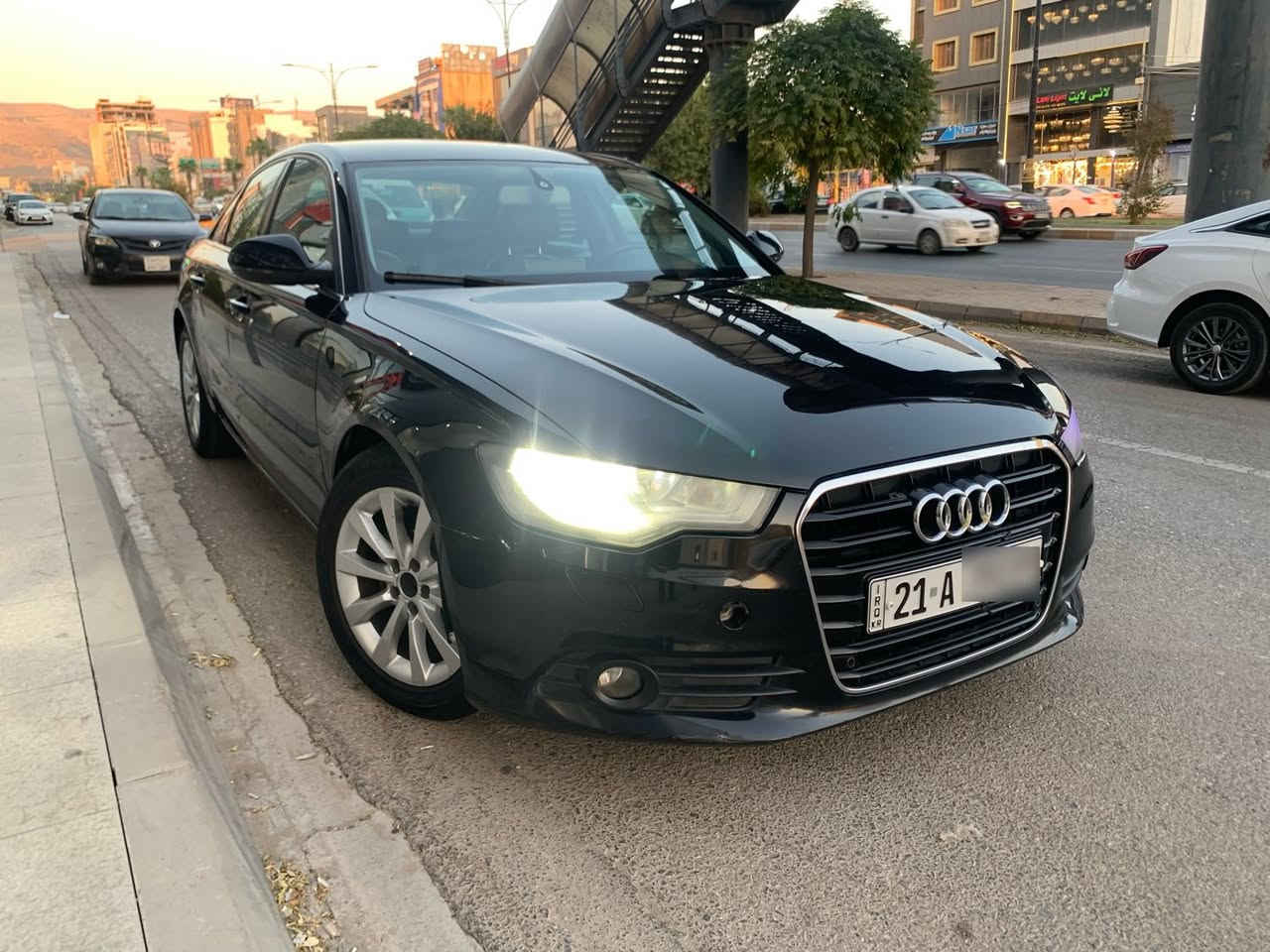 Audi - A6 - 2013
‎للبيع اودي A6 
‎خليجي  فقط واحد قطعة صبخ باب امامي

‎مواصفات / كير اوتوماتيك + عادي + شفتات سترين .. كشنات جلد .. كشنات كهربائي .. كشنات خزن .. فول تحكمات سترين .. بصمة تشغيل .. بصمة ابواب .. هندبريك بصمة .. اوتو هولد .. تبريد تلث قطع   .. حساسات امامي .. حساسات خلفي .. شاشة كلاب .. وبعد هواي شغلات بيها..

‎اي استفسار
***********
مکان: سلیمانی

‎ماشيه کم 185 الف فقط

‎رقم سنويه
