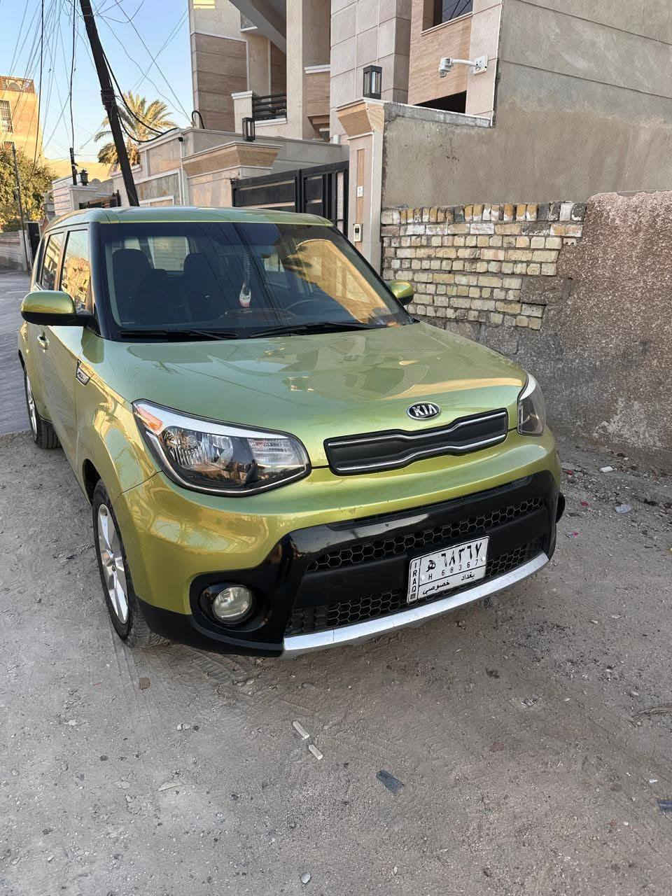 السلام عليكم
كيا سول ٢٠١٧ وارد امريكي
ماشية ١٠٥ الف 
حادثها بابين بدون تكم جهة السايق
بيها صبغ حزام بدون بنيد وقمارة وصندوك
للتواصل 
السعر ١١٠ وبيها مجال
مكاني بغداد - الاعظمية 
***********
