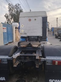 سكانية 143موديل 1992سيارة بلادية مكينة 0,,,,3كير خمسة بغداد تحويل مباش...