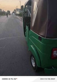 تكتك ٢٢ للبيع بيه ضربه بلتكمه معمره  الدواسات معمره والباقي كفاله مكين...