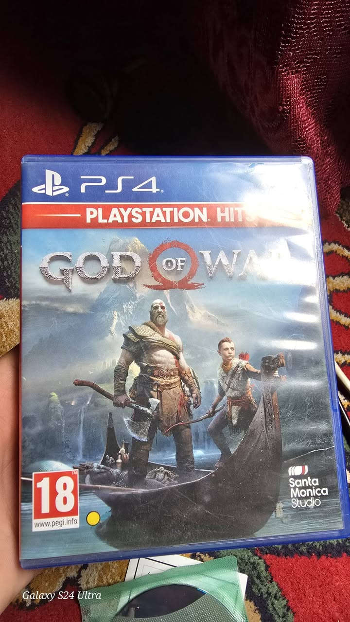 اقراص بلي فور + هارد 2 تيرا للبيع 
1 كود اوف وار 
2 فار كراي 6
3 كل اوف ديوتي 3


**إذا كنت صاحب هذا الإعلان وتريد حذفه لأي سبب، رجاءا أرسل رسالة إلى الدعم الفني**