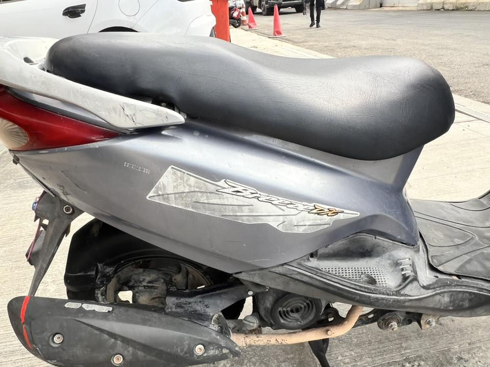 ‏سلام عليكم دراجة بريز لايت ناصي
مكينة ممفتوحة مابيها نضوح او تبخير
 شلعتها حلوه معدل الكابريتر اصلي 
 كهربائيات كلهن شغالت السعر٥٥٠
مكاني العطيفية او المنصور
‏***********
