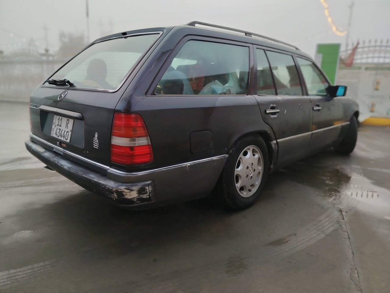 سلام عليكم...
مارسدس استيشن اصل بيبي موديل 1995 محرك 320 خراطيم سياره جديده مكفوله قواعده لاتعمير ولاخيااس ولالحيم ضربه ماكو برانيكات كلها نضيفه سياره مامعمره داخل جلد وارد يابان تبريد بيانو كير قفل جنطه شفط تبريد شغال رقم بغداد بأسمي سياره جارده يرادلها صبغ والكشنات بس المقاعد يرادلهن تصليح بيع فقط بدون مراوس
السعر 60 بيها مجال قليل
مكان ناصريه مركز
اتصال ***********
