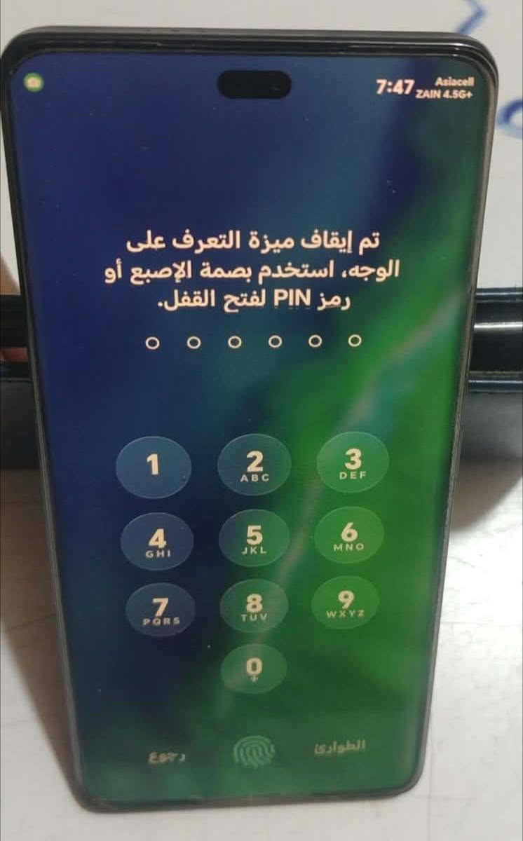 HONOR X9c ببطارية بسعة 6600 مللي أمبير وتصميم فائق المتانة مقاوم للصدمات والكسر بشكل كامل، مع دعم شبكات الجيل الخامس 5G. 
المواصفات
الشاشة	 منحنية بحجم 6.78 إنش، بدقة 1.5K، وتحديث 120Hz
الكاميرا الخلفية	ثنائية: رئيسية 108 ميجابكسل بمثبت بصري (OIS) + زاوية عريضة 5 ميجابكسل
الكاميرا الأمامية	بدقة 16 ميجابكسل
سرعة الشحن	شحن سريع بقوة 66 واط مقاوم للصدمات
سعر 315 الف
مكان صقلاويه
تواصل على الرقم ***********
