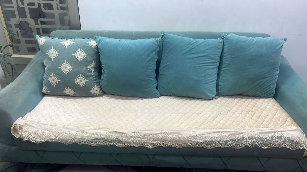 غراض للبيع كلمن وسعره عنوان الزعفرانيه قرب حجي تقي بيع مستعجل الشراي يدخل خاص


**إذا كنت صاحب هذا الإعلان وتريد حذفه لأي سبب، رجاءا أرسل رسالة إلى الدعم الفني**
