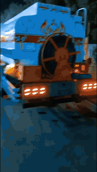 سياره فوسه سلامة سبعه ونص قبغها ثمانيه وميه تعمير جديد السعر ١٧٠ورقه وبيها مجال للطيبين رقم تلفون ***********
