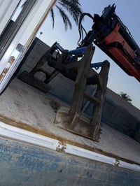 اريد مراوس بكماشه ام الخمسه وكماشتي مكفوله 07822070753