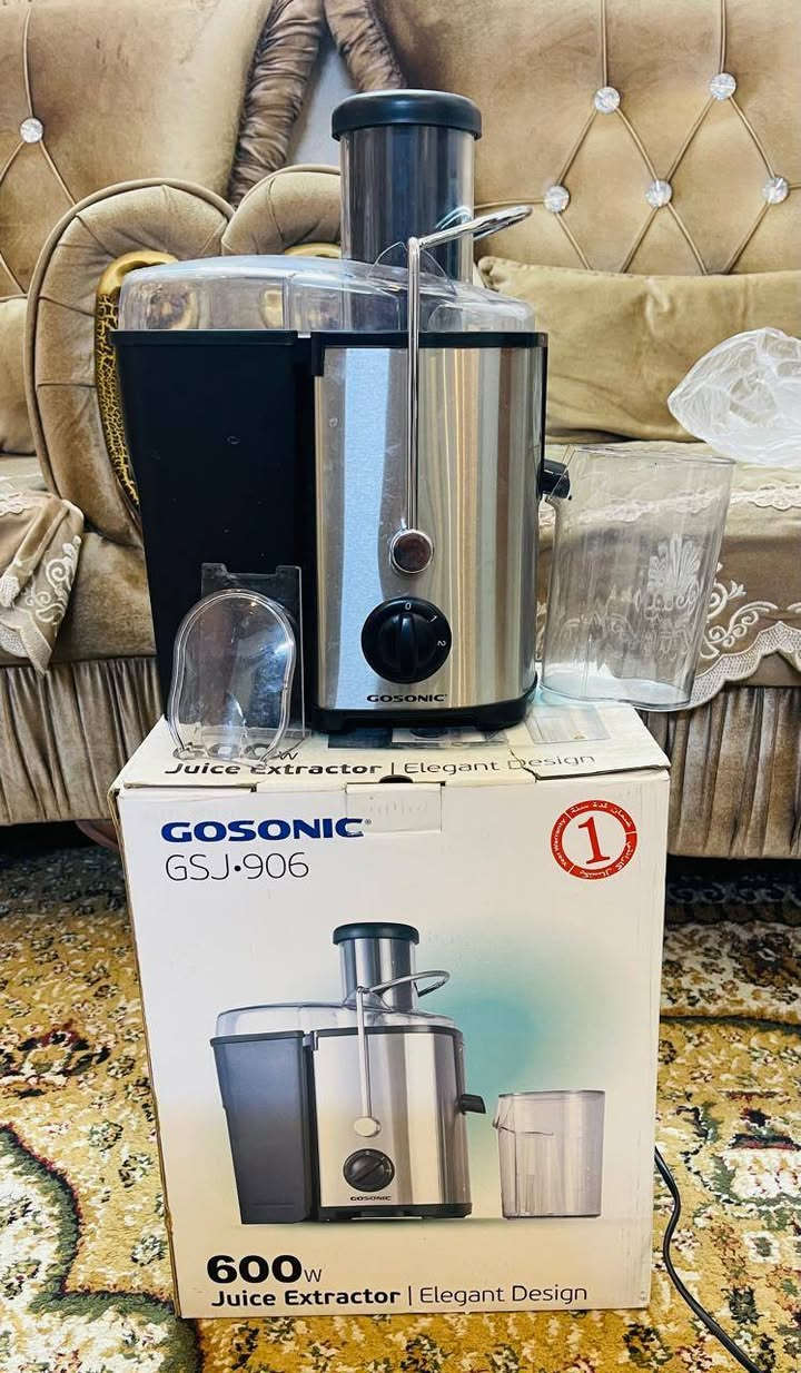 2 صوبات نفطية سعرهن اثنينهن. ب٢٥
معصارة فواكة كهربائية جوسونك سعرة ٣٥ 
2 لابتوبات فحم سعرهن اثنينهم ب ١٥
مكان الاعظمية مقبرة الملكية
 للاستفسار *********** بغداد, العراق
