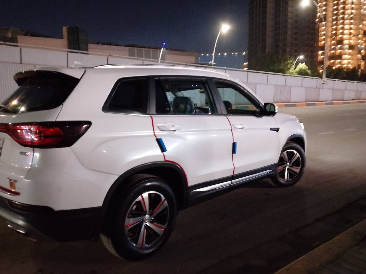 شانجان cs75 ابلاص فوووول موصفات ماشيه 115 سياره كلش جديده ضمان سنه كير ومحرك الوحيده هاي سياره ب بانزين عادي ماكو ادونز ابد سياره فور ويل موديل 2020 محرك 1800 تيربو موصفات فور ويل اربع كامرات كشنات تبريد وبيه اهوايه موصفات مكان السياره كراده السعر 132 بيه مجال بصيط حك جيه ***********
