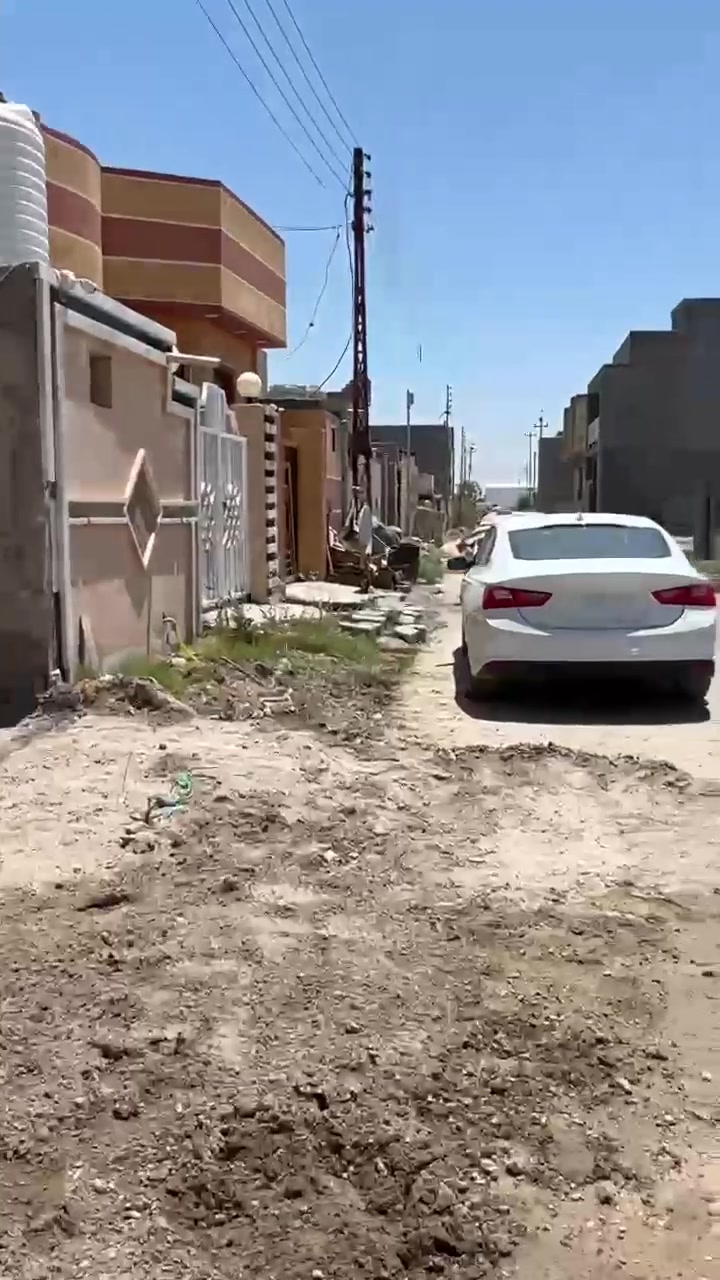 🏡 أرض للبيع – فرصة مميزة في الفلوجة

📍 الموقع: الأنبار – الفلوجة – الجغيفي الثاني
📌 قرب مزاد أحمد العبيدي

🔹 المساحة: 150 م² (10 × 15)
🔹 عرض الشارع: 8 متر (مبلط)
🔹 الأرض: بكر، مدفونة وجاهزة للبناء
🔹 الخدمات: ماء، كهرباء، وباقي الخدمات متوفرة
🔹 صنف العقار: طابو زراعي – سند 25

✅ موقع ممتاز للسكن أو الاستثمار.
📞 للاستفسار والمعاينة، يرجى التواصل على الرقم الخاص.
***********
***********
