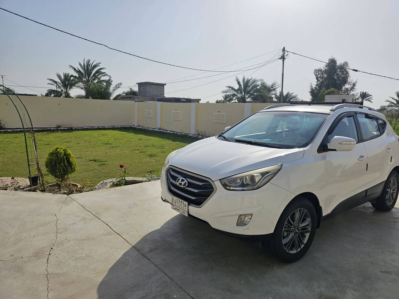 السلام عليكم توسان 2016مكفوله فقط بيها خشم البنيد صبق اربع صابع 
سياره جديده وجاهزة 
العنوان بغداد اليوسفيه 
الاستفسار ***********واتساب
السعر ب163وبيها مجال
