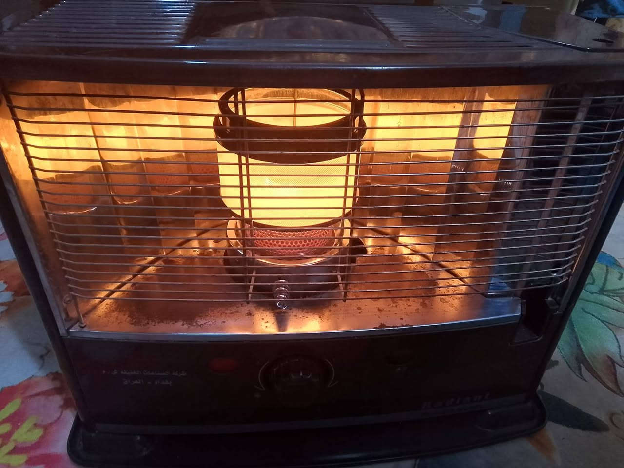 السلام عليكم 
اغراض بيت نظيفه
تخم ١٠ مقاعد بدون ظرر ٢٢٥
مرجوحه اطفال اخت الجديده ٣٥
صوبه ٦٥
سخان ٦٠  
ميز ٢٥ 
العبيدي *********** واتساب او اتصال
