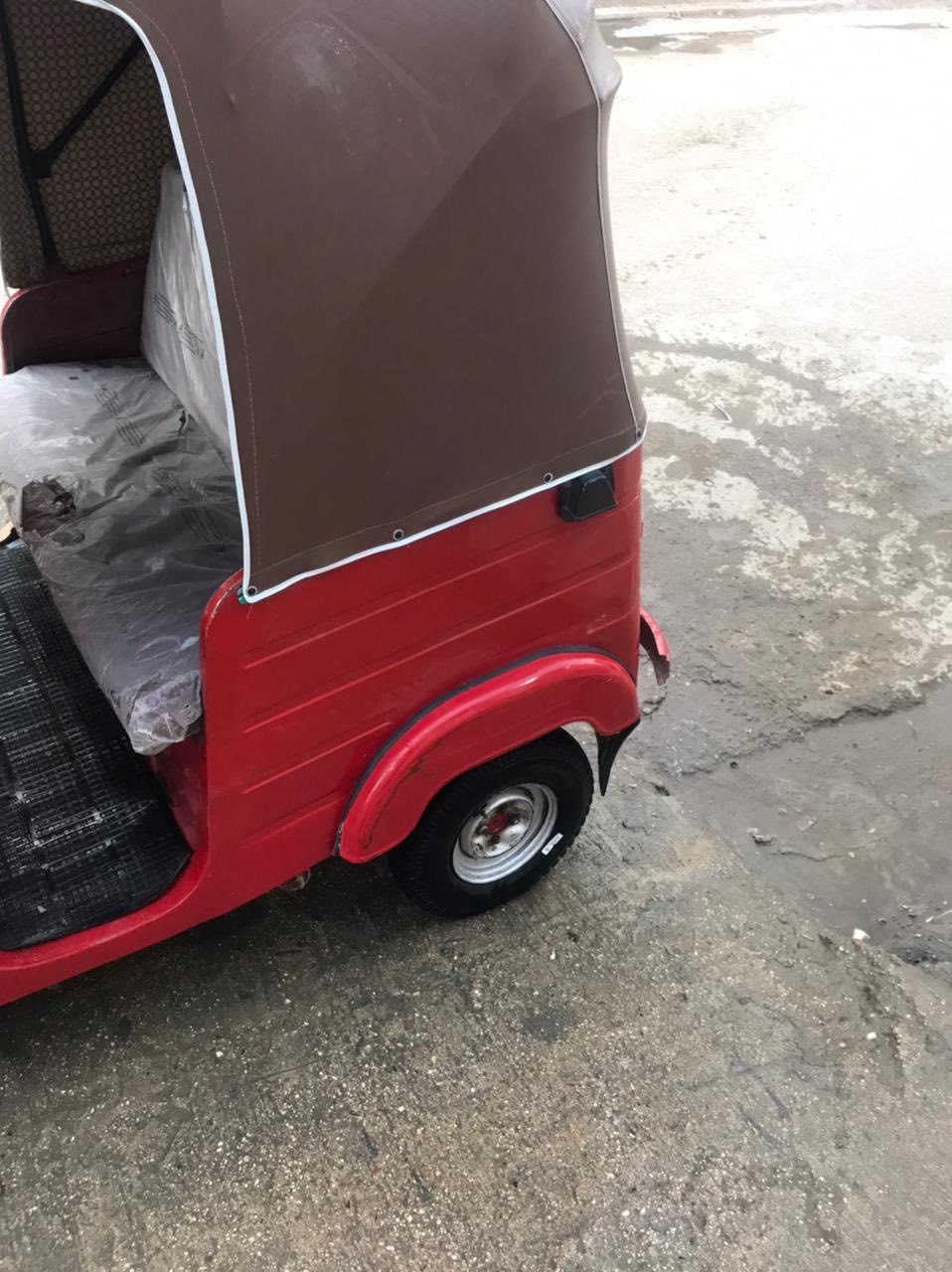 موديل 2018 رقم وسنويه انگليزي سعره 5 مليون ٠٧٧٧ ٥٧٢ ٤٤٧٤ مابيه اي نقص مكاني بغداد العبيدي حي الراسه
