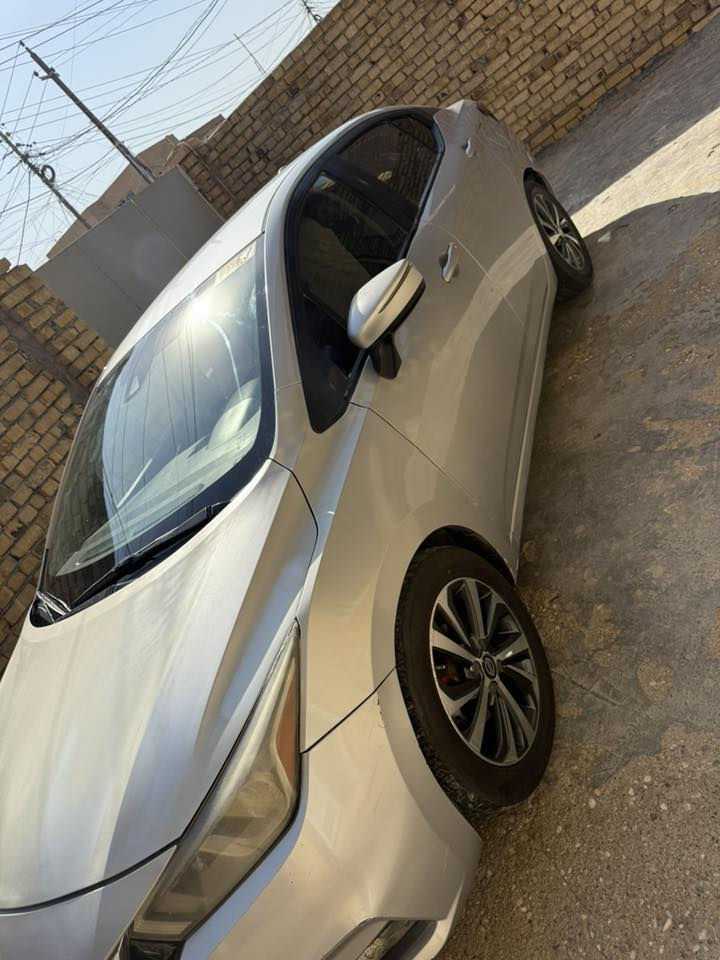 السلام عليكم 
نيسان فيرسا موديل 2020 حره رقم واسط والمكان واسط جاهزه رقم الهاتف *********** الحادث مرفق السونار السعر 100 دفتر وبيه مجال مرارس هم ترهم ياباني
