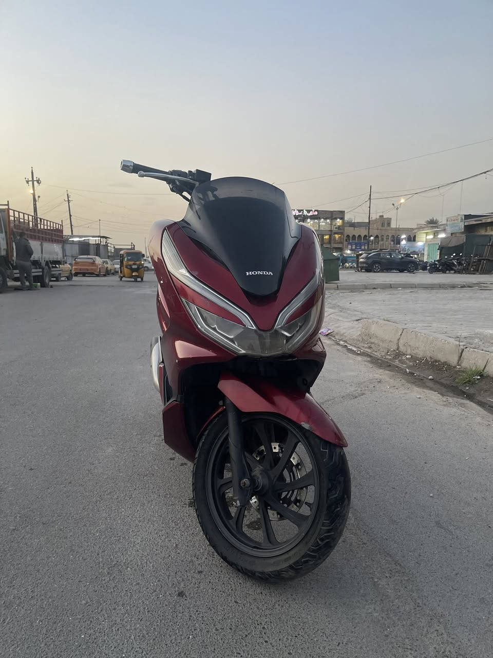 سلام عليكم بي سي اكس جيل ثالث مكفوله كفاله ماشيه 27جديده سعر 1850رقم ***********
