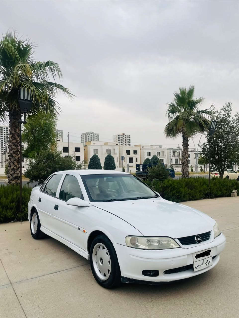 ئوپل ڤيكترا 
موديل 2001 
گير عادى 
مه كينه چوار پستنه 
ته بريد 
چوار جام كاره باى 
ليدرانى نى 
دوو پارجى سبوغه 
سعرى 46 وه رقه مه جال 
سه ياره كه رقم هه ولير 
سه ياره كه به ناوى خومه تعويل وه كاله به شرته 
گيرو مه كينه به شرته 
سه ياره كه له هه وليره 
ژماره ته لفون 
0️⃣7️⃣5️⃣0️⃣6️⃣7️⃣1️⃣7️⃣1️⃣7️⃣7️⃣ أربيل, العراق


**إذا كنت صاحب هذا الإعلان وتريد حذفه لأي سبب، رجاءا أرسل رسالة إلى الدعم الفني**