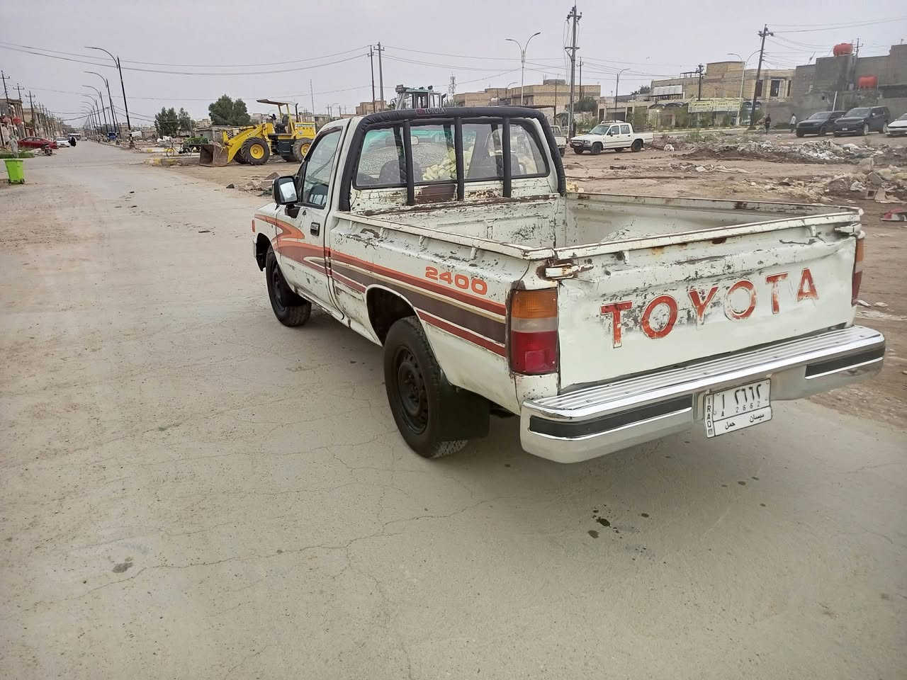 للبيع بيكم تيوته موديل 89 رقم ميسان مشروع وطني تحويل ثاني يوم سنويه الغاية 2028 مكينة وكير حداديه شاصي مكفول كهربائية ودوشمه جديده تخم تاير  سياره جاهزة كل نقص ما بيه مكان الناصريه قضاء الرفاعي رقم الهاتف ***********   *********** سعر 40 بيه مجال بسيط
