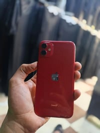 ايفون 11 • ذاكره 128 • بطاريه 100