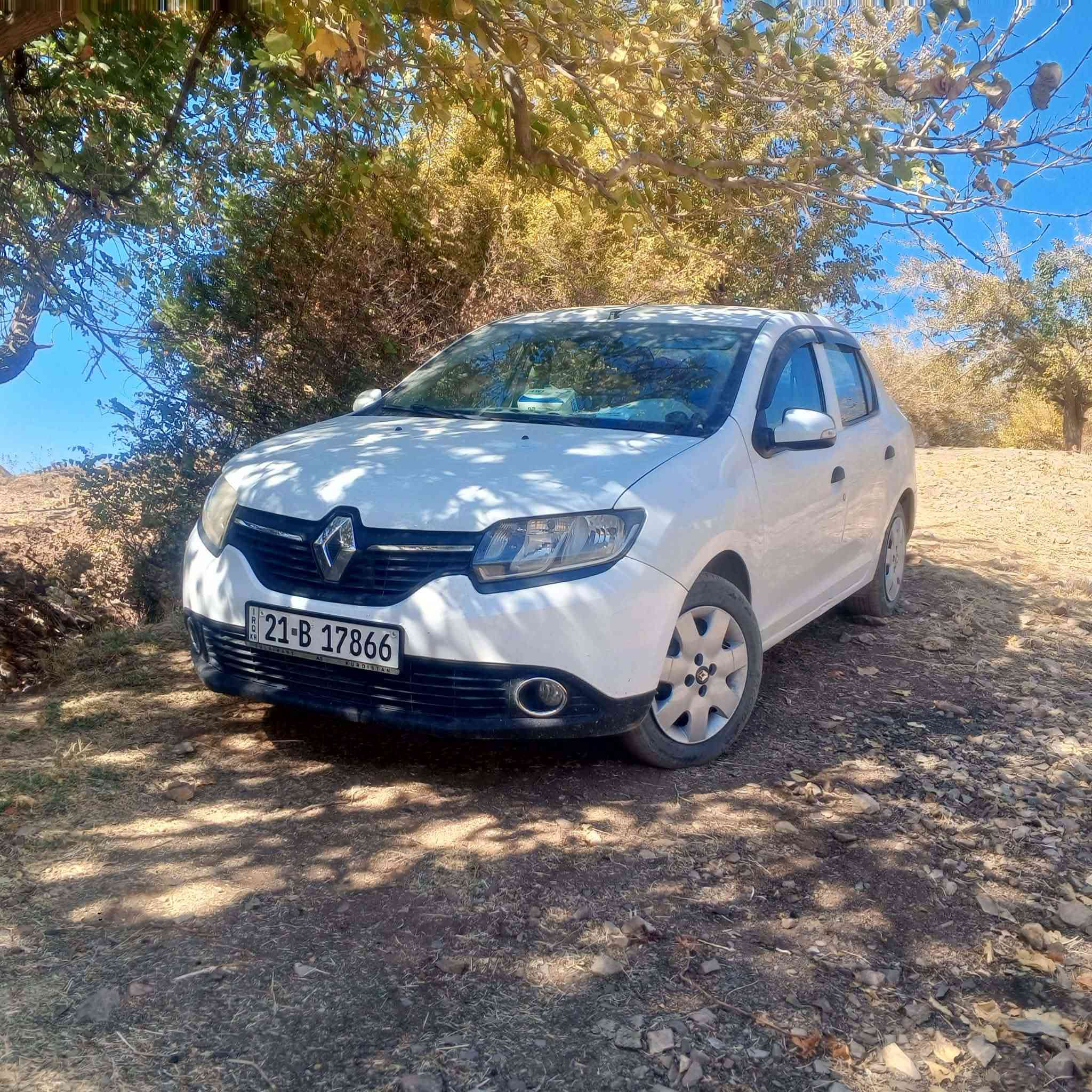 فرؤشتني خيرا سمبول رينؤ2016گيرو مه كينه  به شه رت سه نه وي تازه يه  ته حويل  خرامه براوه به شه رت 80گه لاو مه جال  ***********
***********
