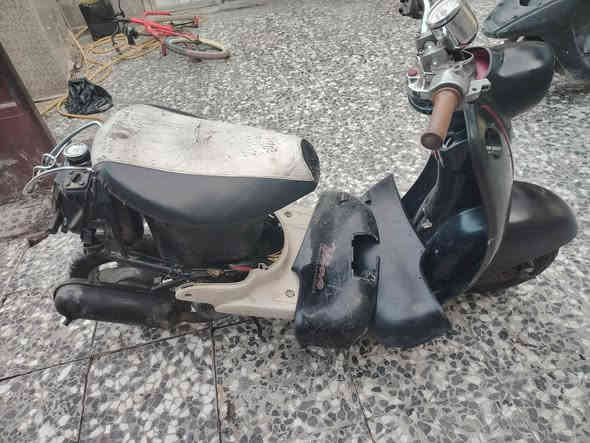 لبيع مدينه الصدر 
كوم حديد.  تشغل وتطفه
***********
لسعر 100وبيهة مجال
