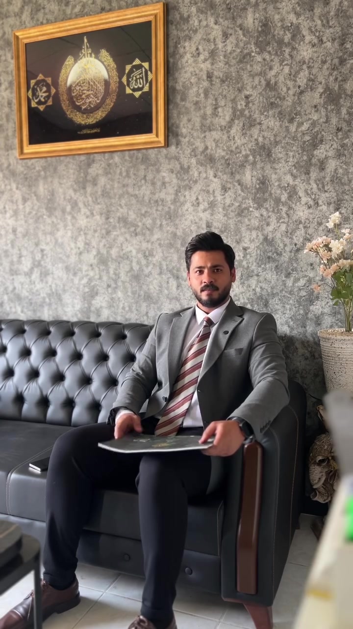 للاستثمار مشروع قيد الانشاء ✅
اتملك شقتك شي مضمون واستثماري بمجمع فرنسي 
بمقدمه ٧٥ ورقه وقسط شهري ٢٥٠$ 
المجمع يقع على طريق بحركه قريب عينكاوه وامباير والقريه البنانيه يعني ٥ دقايق انته بعينكاوه موقع ممتاز 
***********
